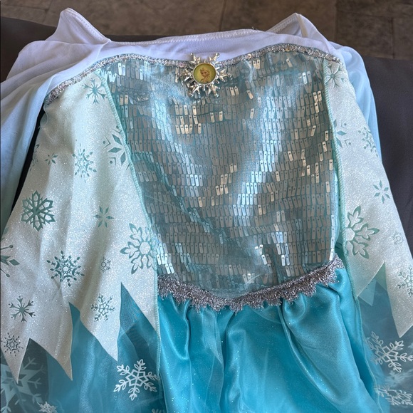 Disney Frozen Princess Costume - Size 5/6 - Picture 3 of 6